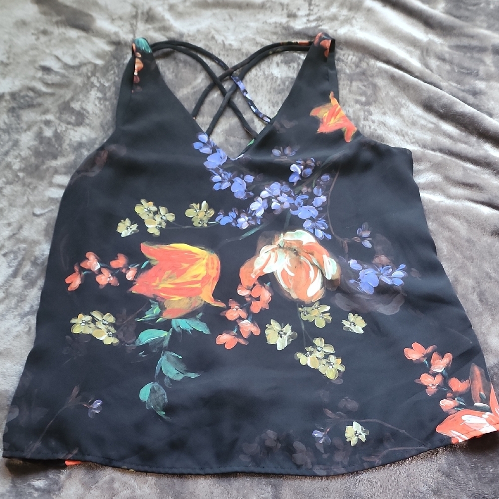 EXPRESS Floral Black Sleeveless Top